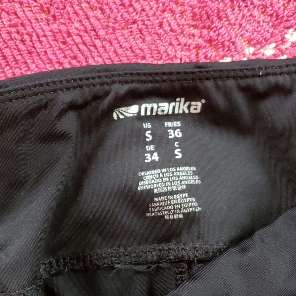 Workout Capris - Picture 2 of 4